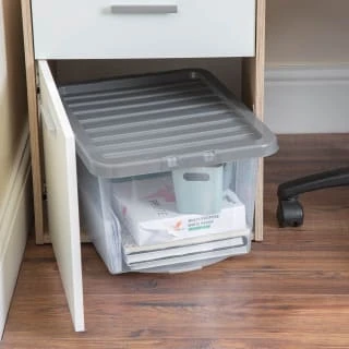 B&M Clear Storage Box With Lid 30L - Grey 2 B&M Clear Storage Box With Lid 30L - Grey - Image 2