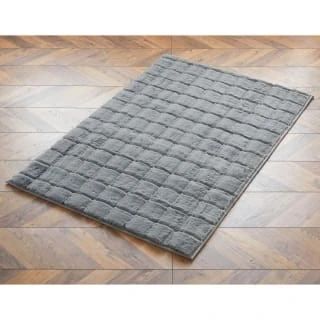 Grid Faux Fur Rug 100 X 150cm - Grey 1 Grid Faux Fur Rug 100 X 150cm - Grey