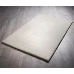 B&M Aspen Faux Fur Rug 100 X 150cm - Cream